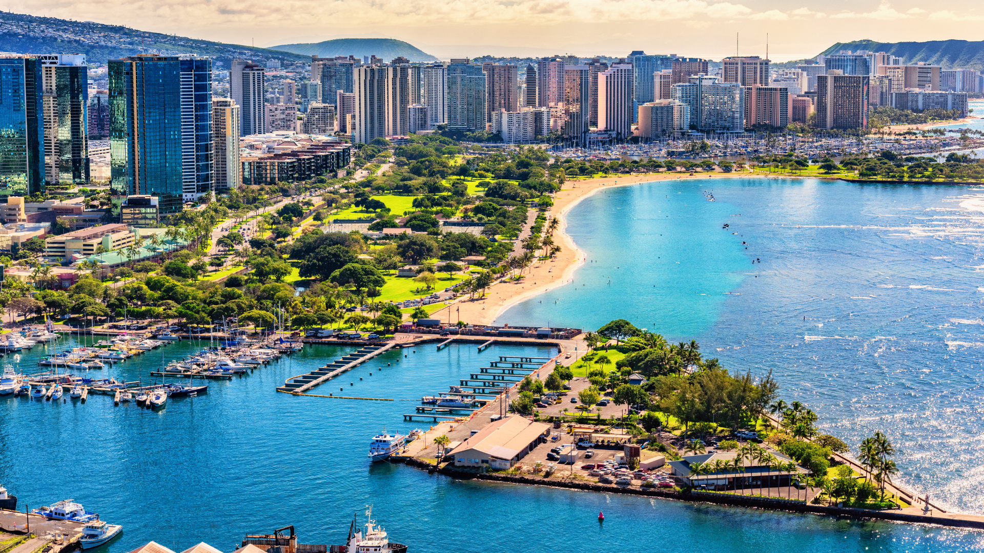 Find affordable hotel accommodations in Honolulu